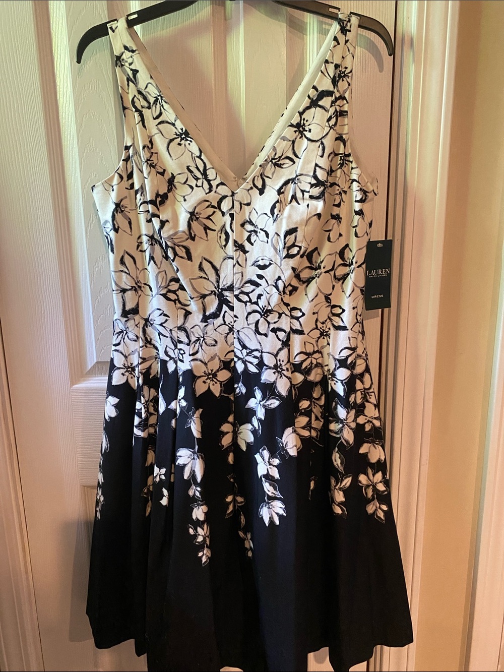 Lauren Ralph Lauren Black and White Floral V-Neck Fit & Flare Dress